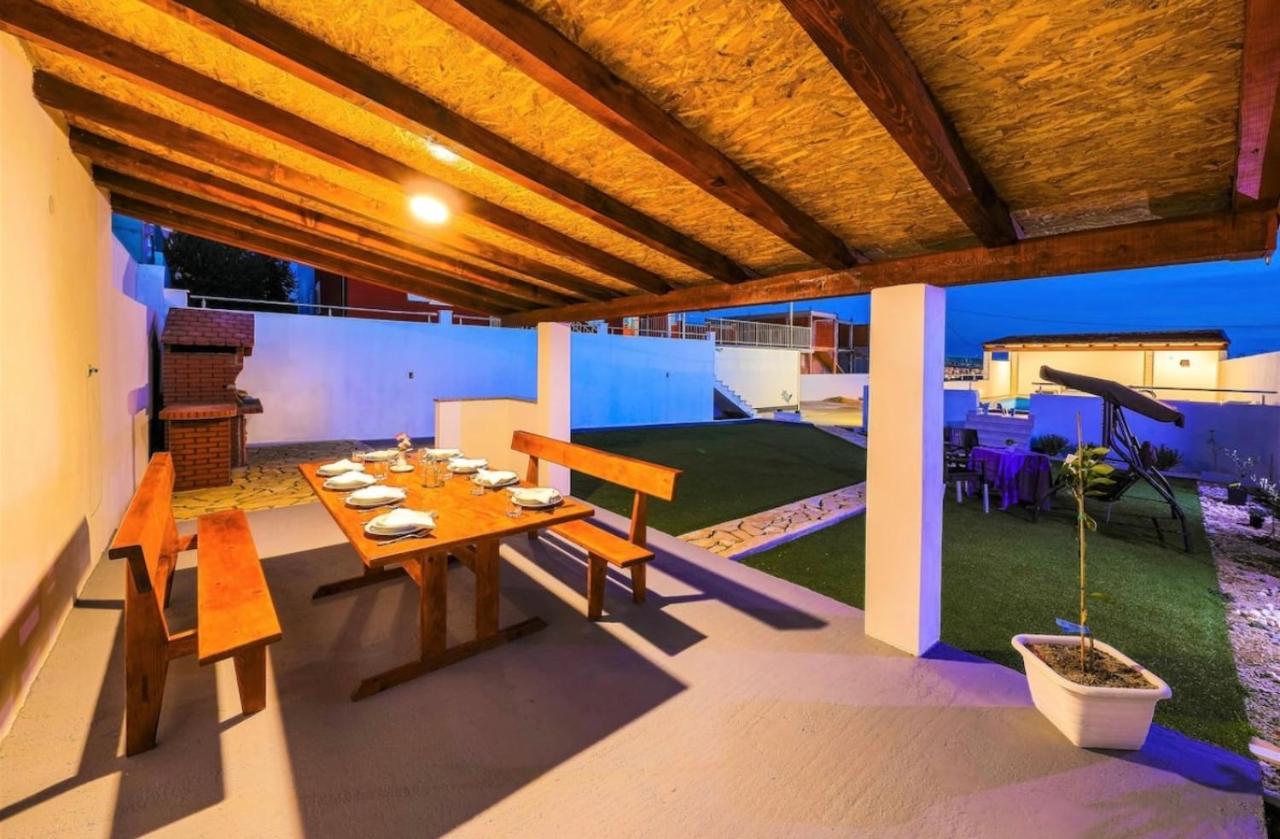 Kaštel Sućurac Villa Ana מראה חיצוני תמונה